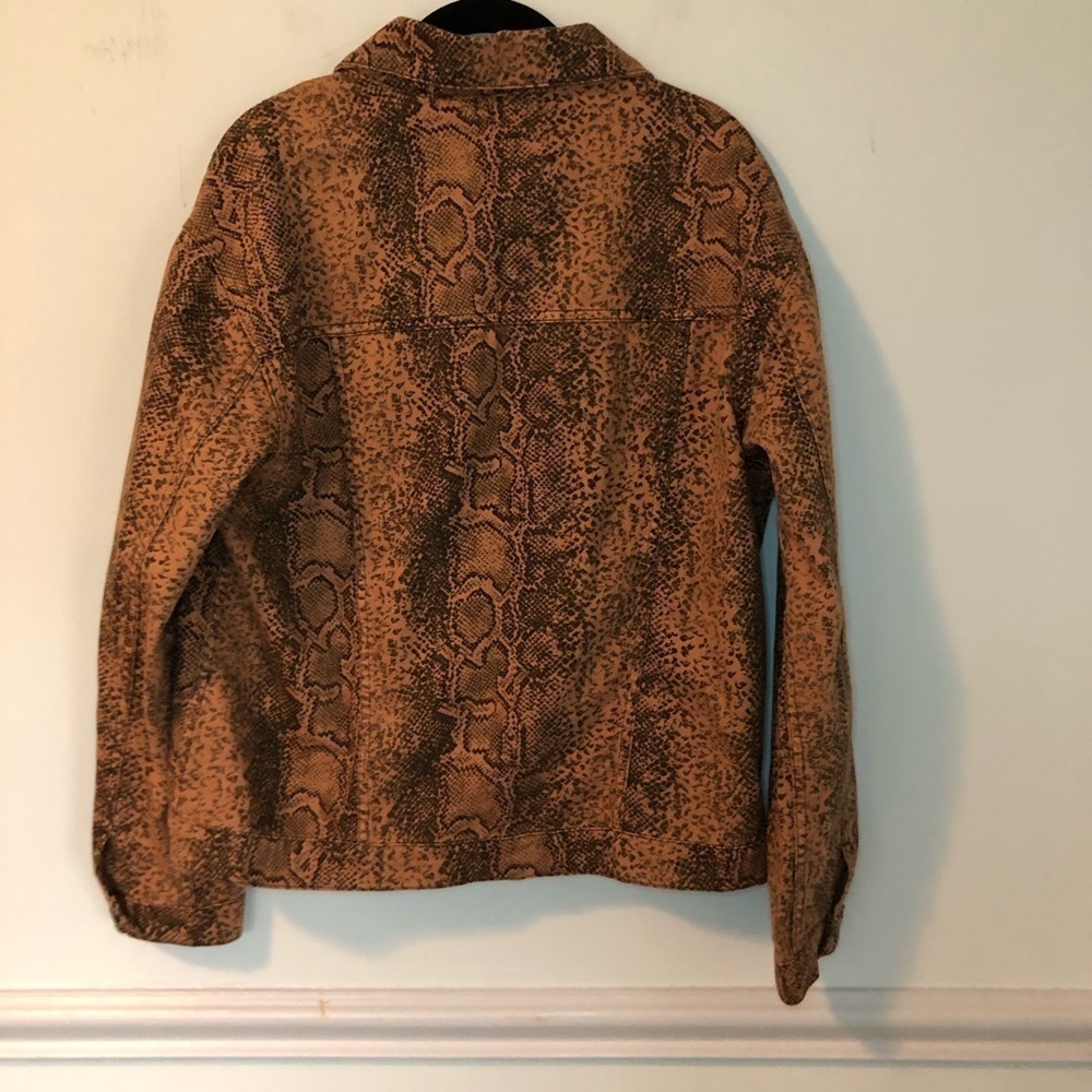 Free People Orange & Black Snakeskin Print Trucker Jacket Size Medium - Picture 10 of 15